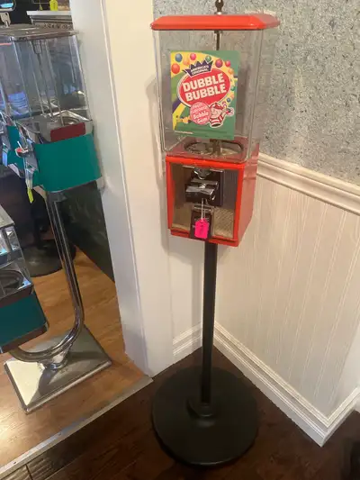 *** Vintage Northwestern Gumball Machine *** Vending machine is in great original shape. Has some sl...