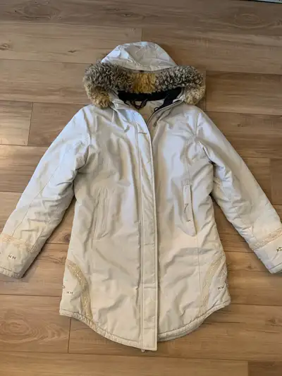Inuk Women’s Parka, View more