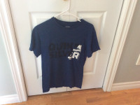 QUICK SILVER - Men’s TSHIRTS - Size Small