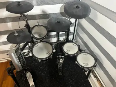 Roland TD-9SX Electronic Drum Kit, View more
