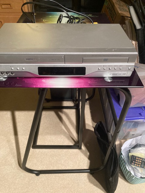 Toshiba DVD Player Video Cassette Recorder