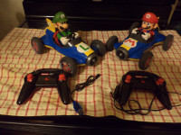 Mario et Luigi-Auto Téléguidé