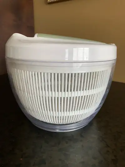 LARGE SALAD SPINNER FOR DRYING SALAD, View more