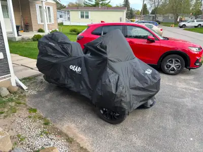 2023 Can-Am Spyder RT Limited and trailer. Great 2 up machine. Pack up the trailer with tent, sleepi...