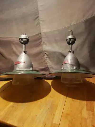 Crouse - Hinds Dla 101. Vintage industrial lights ( no bulbs). Would be perfect to put LEDs in and u...