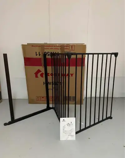 5 panes with a door. Used sparingly so very good condition.