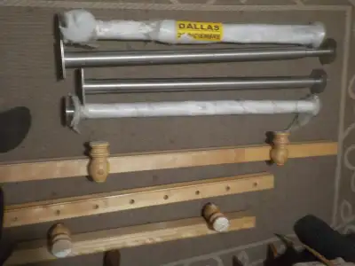 POTEAUX, MAINS COURANTES, RAMPES..., View more