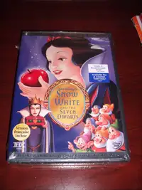 Snow White and the Seven Dwarfs 2 Disc set