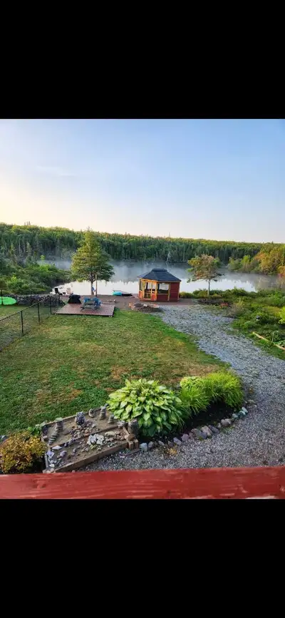 Furnished ground level apartment will be available from Jan 1/2026- April 30/2026 on a discounted mo...