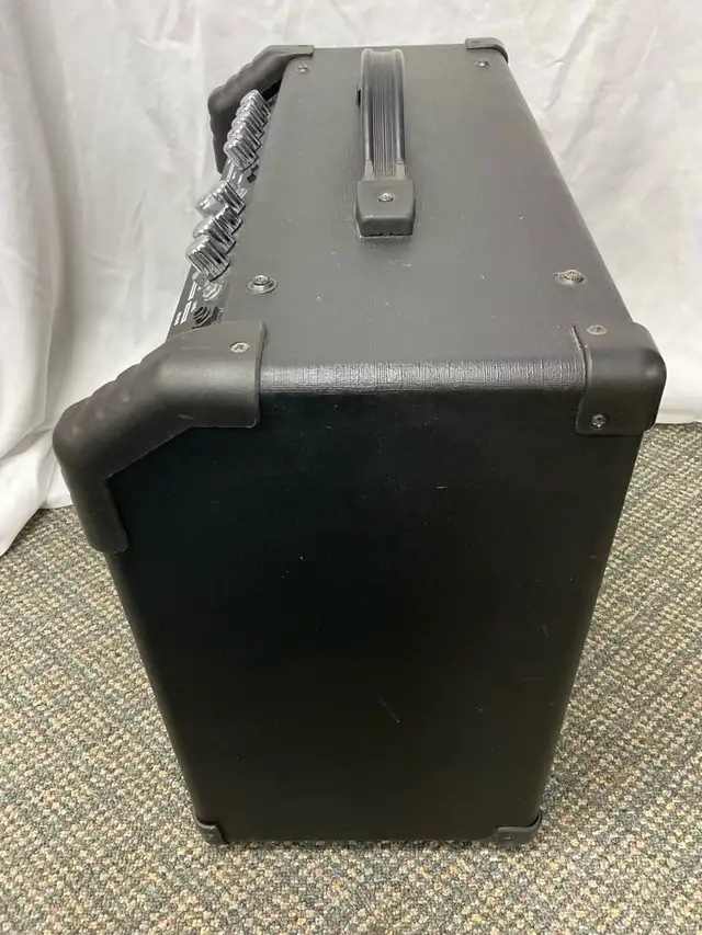 IBANEZ TBX65R AMP FOR PARTS OR REPAIR in Amps & Pedals in North Bay - Image 4