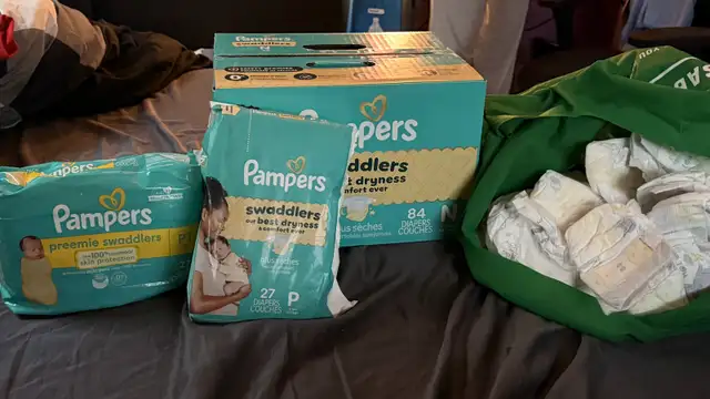 Baby Clothes and Diapers in Bathing & Changing in Ottawa - Image 4