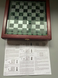 Glass chess set 
