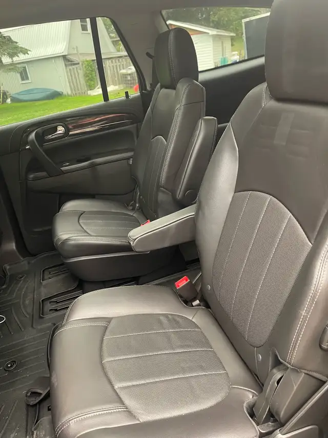 2017 Buick Enclave. 518514683601889285