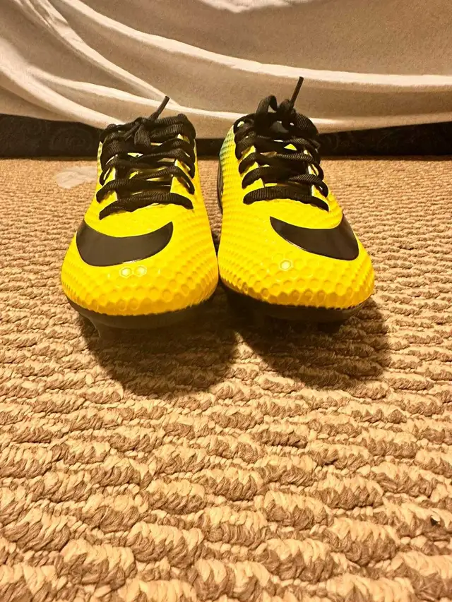 Nike Mercurial Cleats Men in Men's Shoes in Ottawa - Image 2