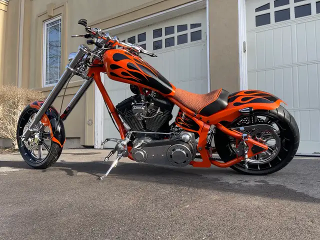 California Custom Chopper in Street, Cruisers & Choppers in Oshawa / Durham Region - Image 4