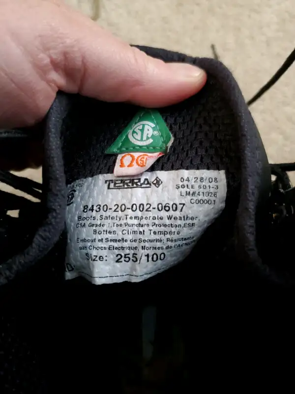 CSA Boots safety. Steel toe in Men's Shoes in Trenton - Image 4