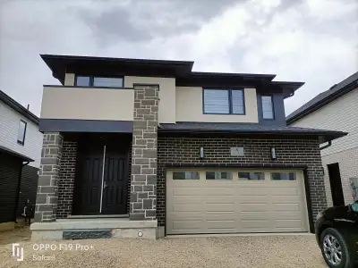 Detached Large 4 B/R House For Rent in St. Thomas !!
