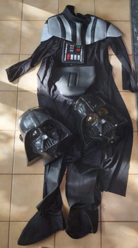 $30 Darth Vader Halloween Costume, Boys Medium 5-7 yrs old