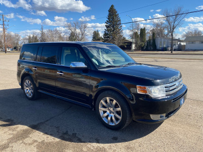 2009 Ford Flex Limited Edition Fully loaded! Priced to sell asap