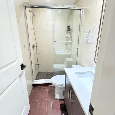 This cozy and well-maintained room is available for rent, offering a comfortable living space in a s...