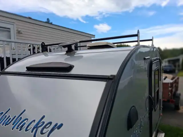 forsale travel trailer in Travel Trailers & Campers in Prince George - Image 9