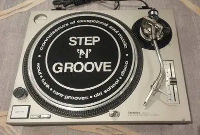 Technics SL-1200MK2 direct drive turntable with Ortofon concorde cartridge and needle. $1200 Pick up...