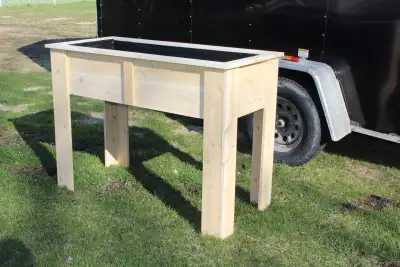 **AVOID THE RUSH** HANDCRAFTED WITH WHITE CEDAR RAISED VEGETABLE/FLOWER PLANTER GROW YOUR OWN VEGETA...