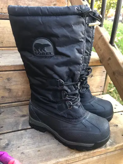women’s size 7 snowmobile boots, View more