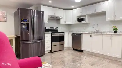 Spacious, Furnished 2-Bedroom Basement for Rent in Mississauga!
