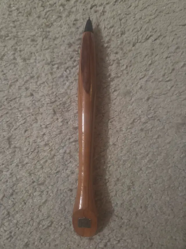 Vintage Israel Olive Wood Desk Pen 7", Hand-Turned Judaica in Arts & Collectibles in City of Toronto - Image 2