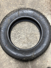 205/65R16: 1 Uniroyal Winter Tire (90% thread)