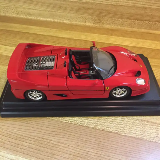 Ferrari F50 1995 Bburago 1/24 Die-cast Model (NIB)62863257520001123