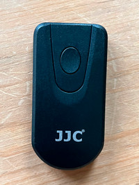 JJC remote shutter release for Nikon DSLR camera