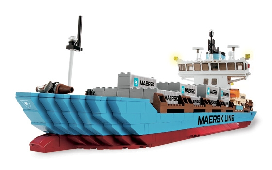 Lego 10155 - Maersk Line Container Ship in Toys & Games in Gatineau - Image 2