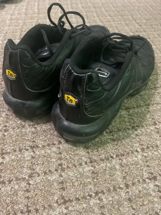 Used Nike TN’s in Men's Shoes in Kitchener / Waterloo - Image 4