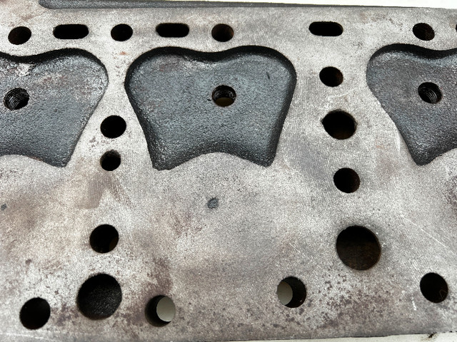 Rare - Champion Ford Flathead Cylinder Heads in Engine & Engine Parts in Vernon - Image 4