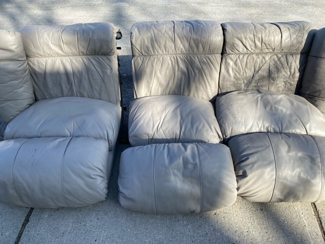 Free heavy metal leather couch for metal scrap  in Free Stuff in Belleville - Image 2