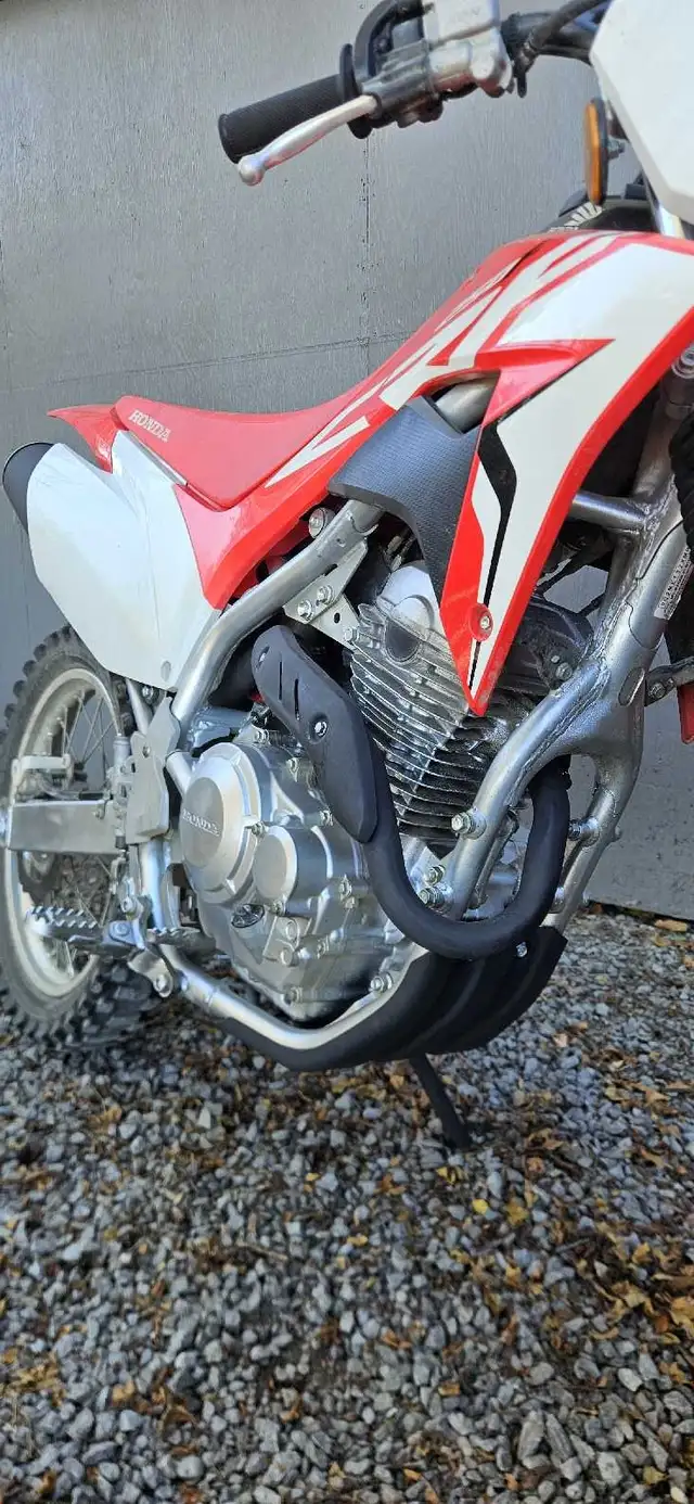2021 Honda CRF 250F in Dirt Bikes & Motocross in Kawartha Lakes - Image 4