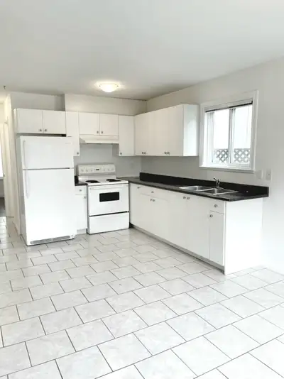 Garden Level 2 Beds 1 Bath Suite for Rent