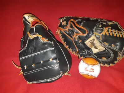 2 gants baseball Cooper avec 1 balle, View more