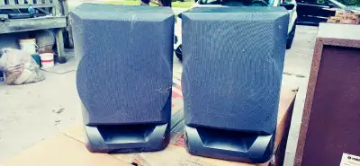 Set of 2 mid size speakers. $75 for the set