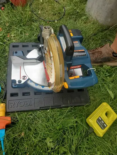 I am selling a used Ryobi 18V cordless 7 1/4" miter saw, perfect for small projects around the house...