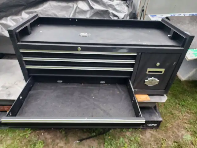 56' Top Tool Chest 5 Drawers With Harley Davidson Emblem in Tool Storage & Benches in Windsor Region - Image 7