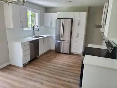 3 Bedroom, 1.5 Bathroom - Modern Design