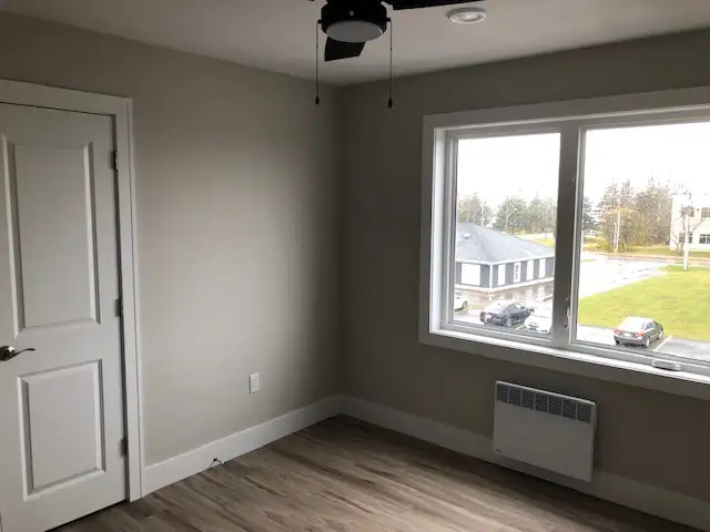 Spacious accessible one bedroom in Stratford in Long Term Rentals in Charlottetown - Image 3