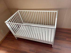 Gulliver Crib | Kijiji - Buy, Sell & Save with Canada's #1 Local  Classifieds.
