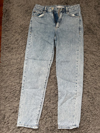 Garage jeans size 0 24 waist Mom jeans