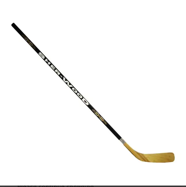 Sherwood 3300 Youth Hockey stick in Hockey in City of Toronto - Image 2