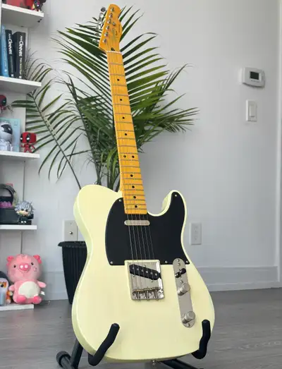 Squier Classic Vibe '50s Telecaster + Fender Gig Bag., View more