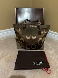 Coach Vintage Ladies Handbag